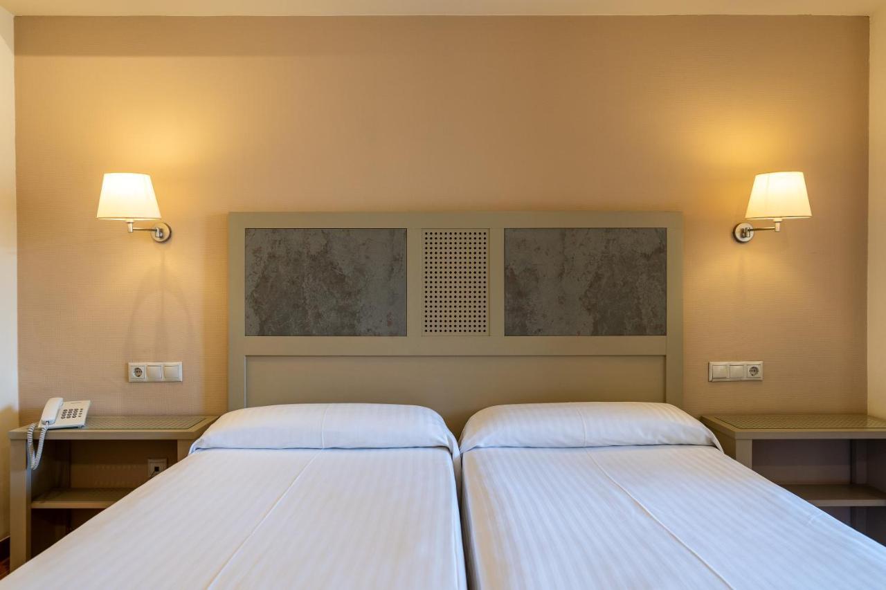 Hotel Alcossebre Екстер'єр фото